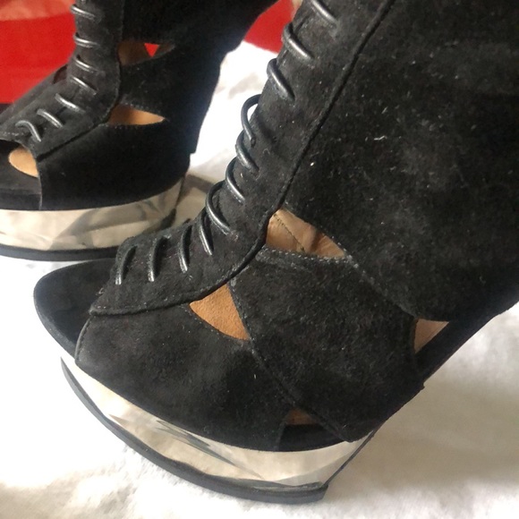 Herve Leger open toe booties, size 7.5 - Picture 9 of 12